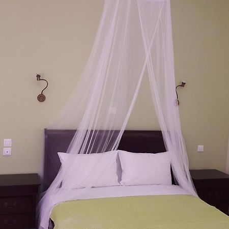 Apollonion Hotel Андріцена Екстер'єр фото